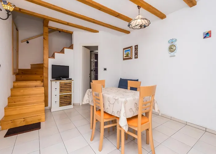 Vakantiehuis In Croatia Near The Adriatic Coast *