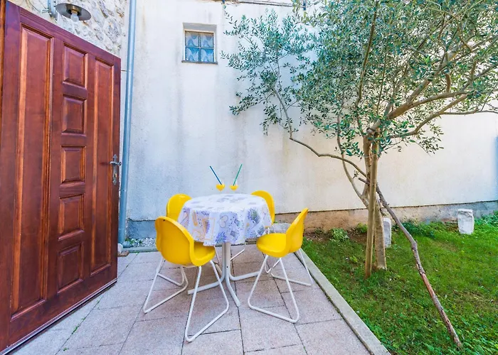 Vakantiehuis In Croatia Near The Adriatic Coast